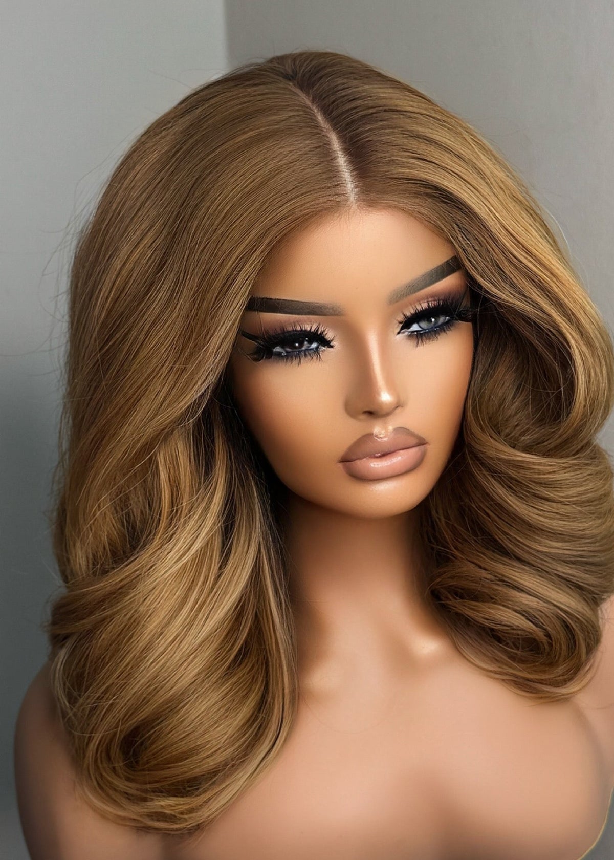 Honey – Layered  Lace Closure Wig