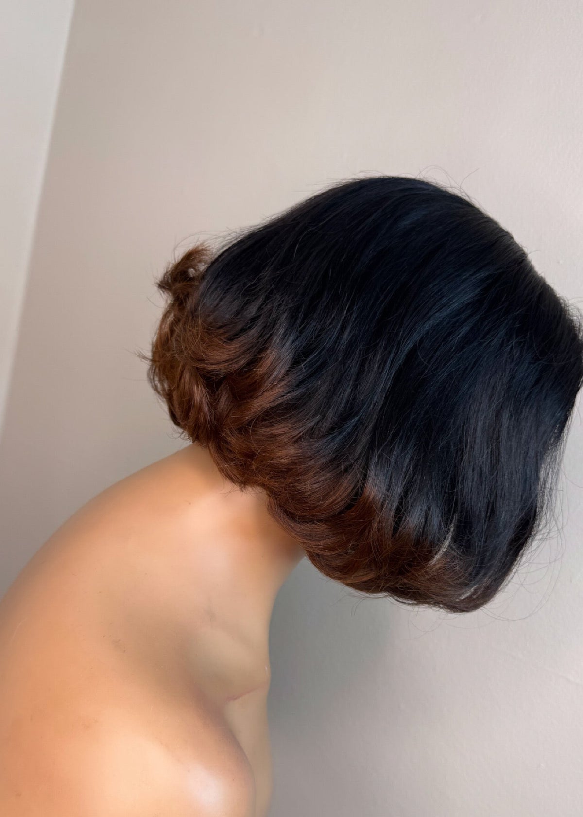 SISI- SOFLTY LAYERED BOB WIG
