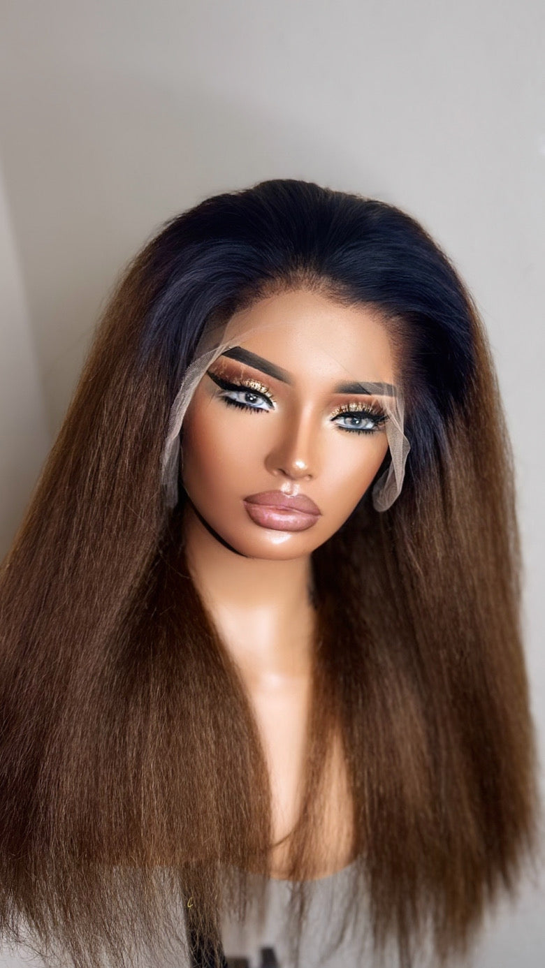 Olly – lace frontal wig