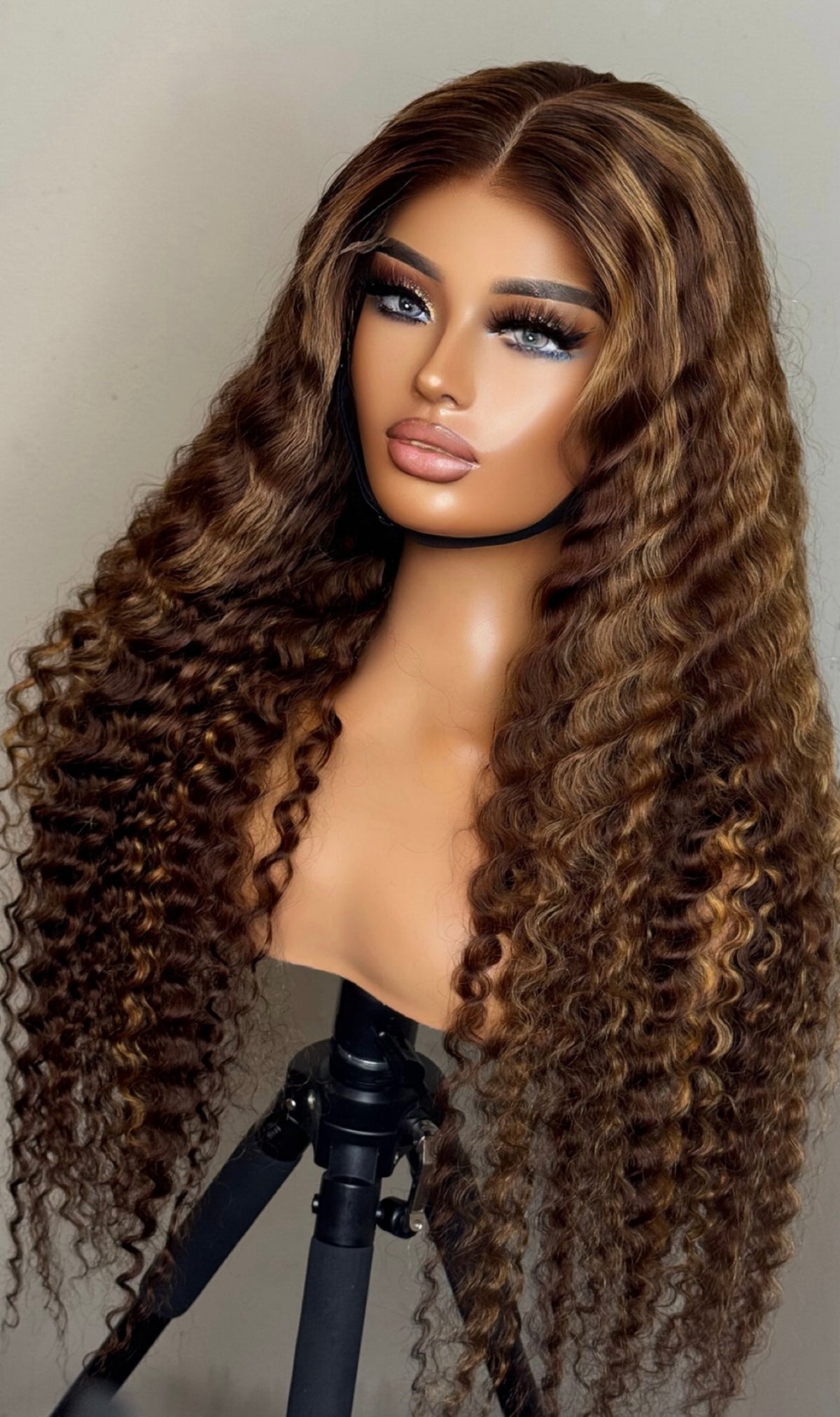 Sasha - 5X5 HD  Lace Closure Wig