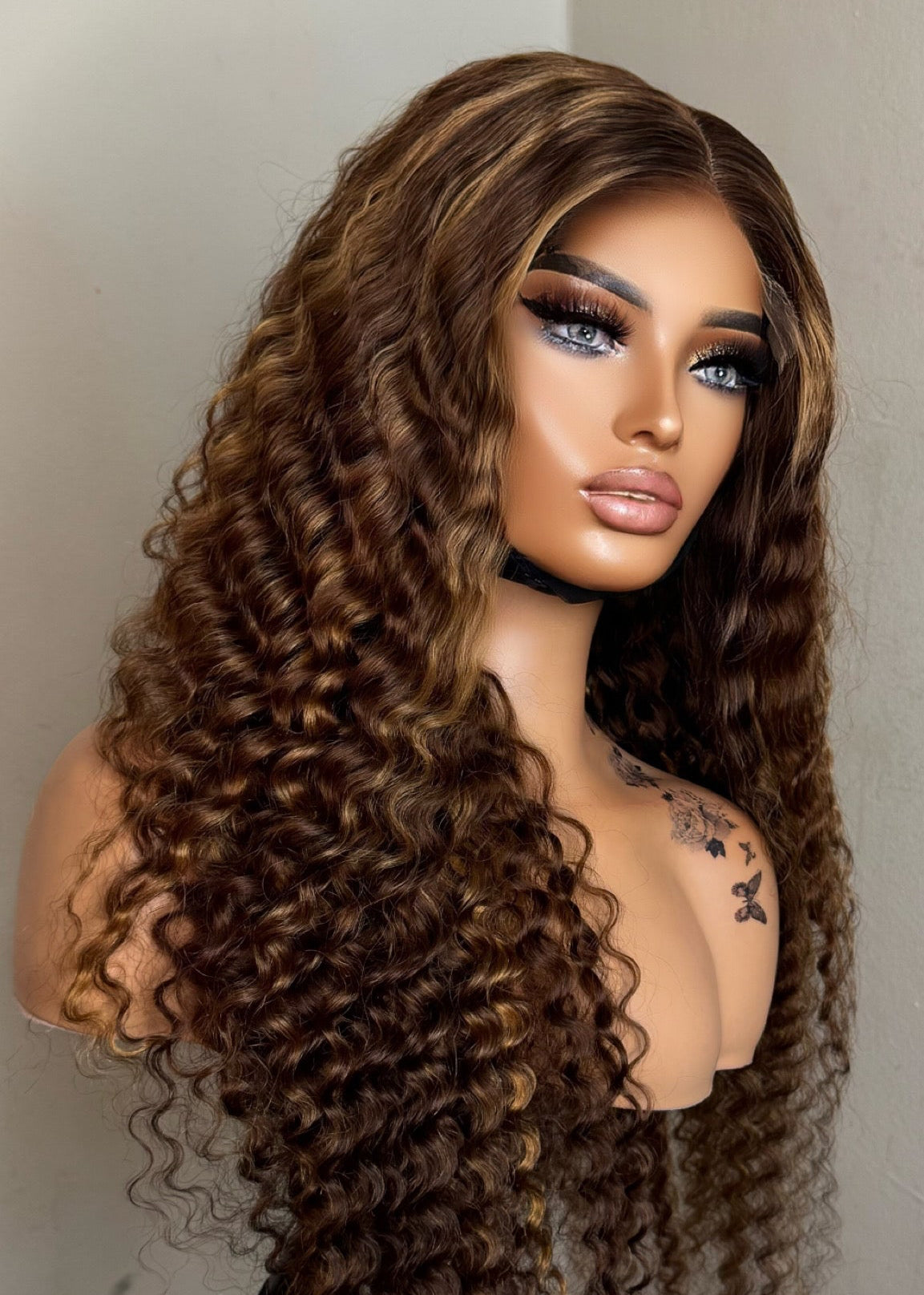Sasha - 5X5 HD  Lace Closure Wig