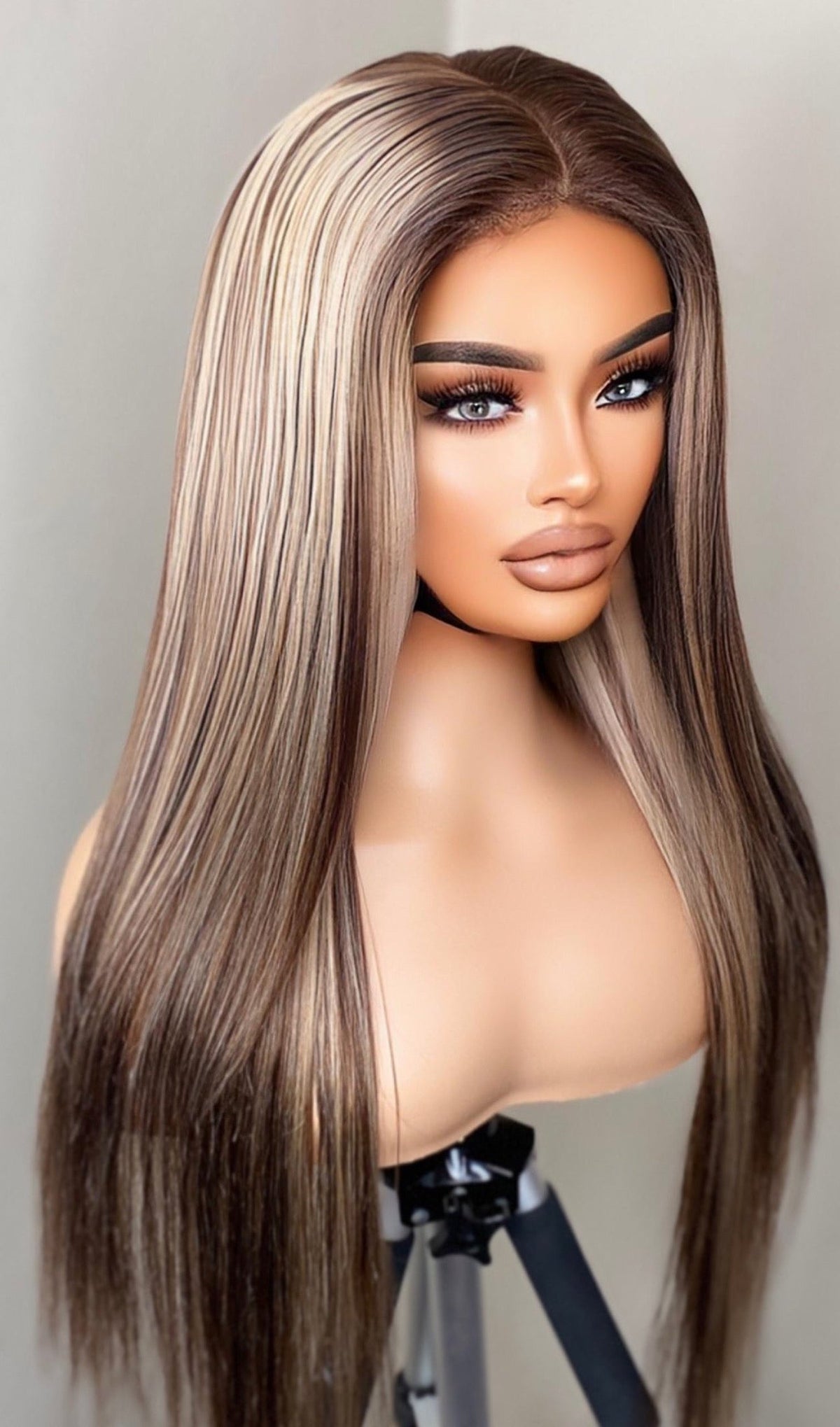 Gina lace closure unit
