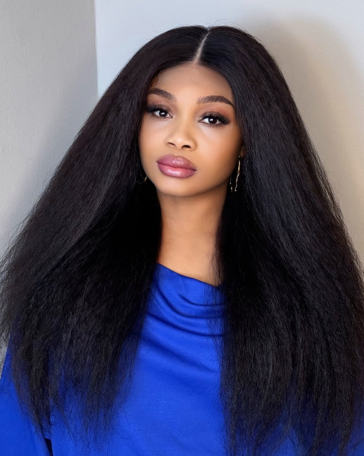 Ugo - Kinky  Straight Closure Wig