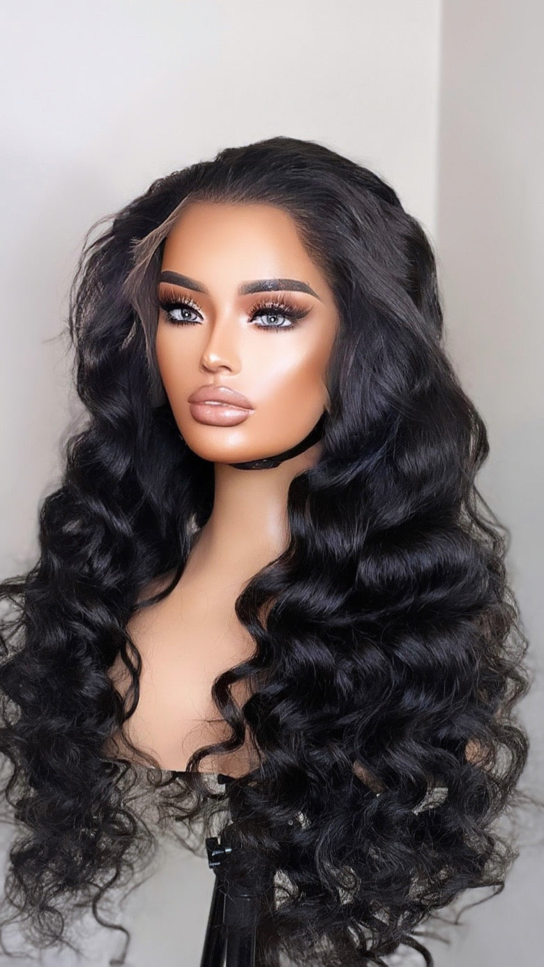 Lilly - HD Lace frontal  Wig