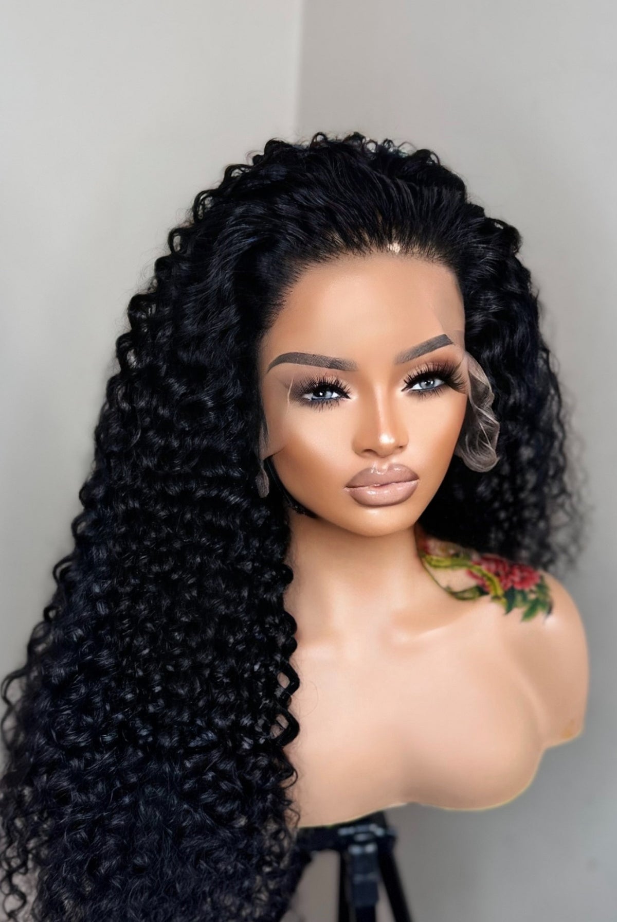 FOXY  - HD LACE FRONTAL WIG   JET BLACK