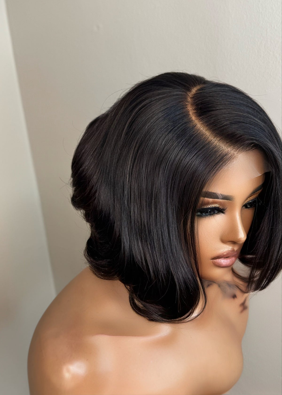 DORA C PART LAYERED BOB WIG