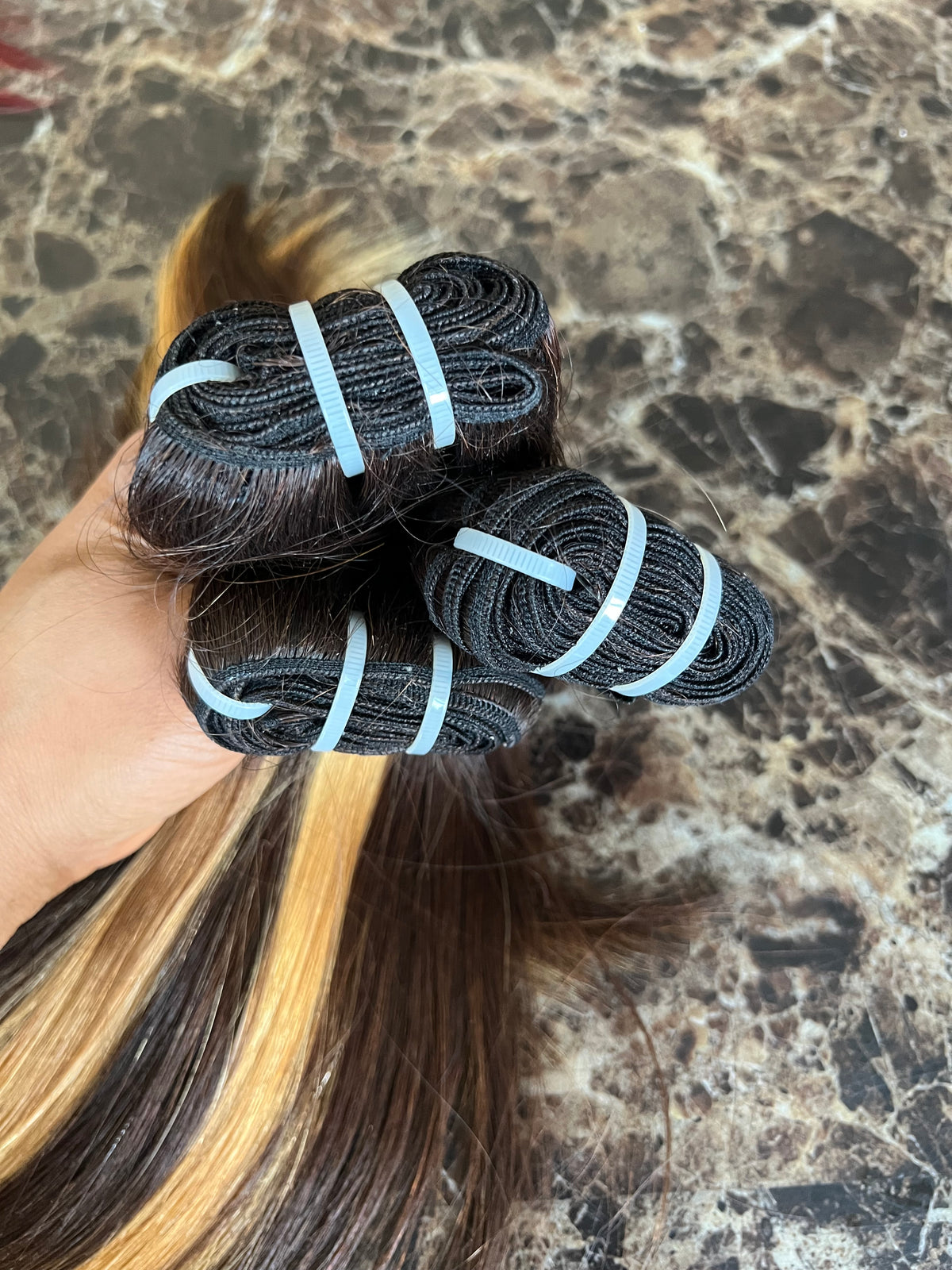 Vietnamese Bundles with Closure