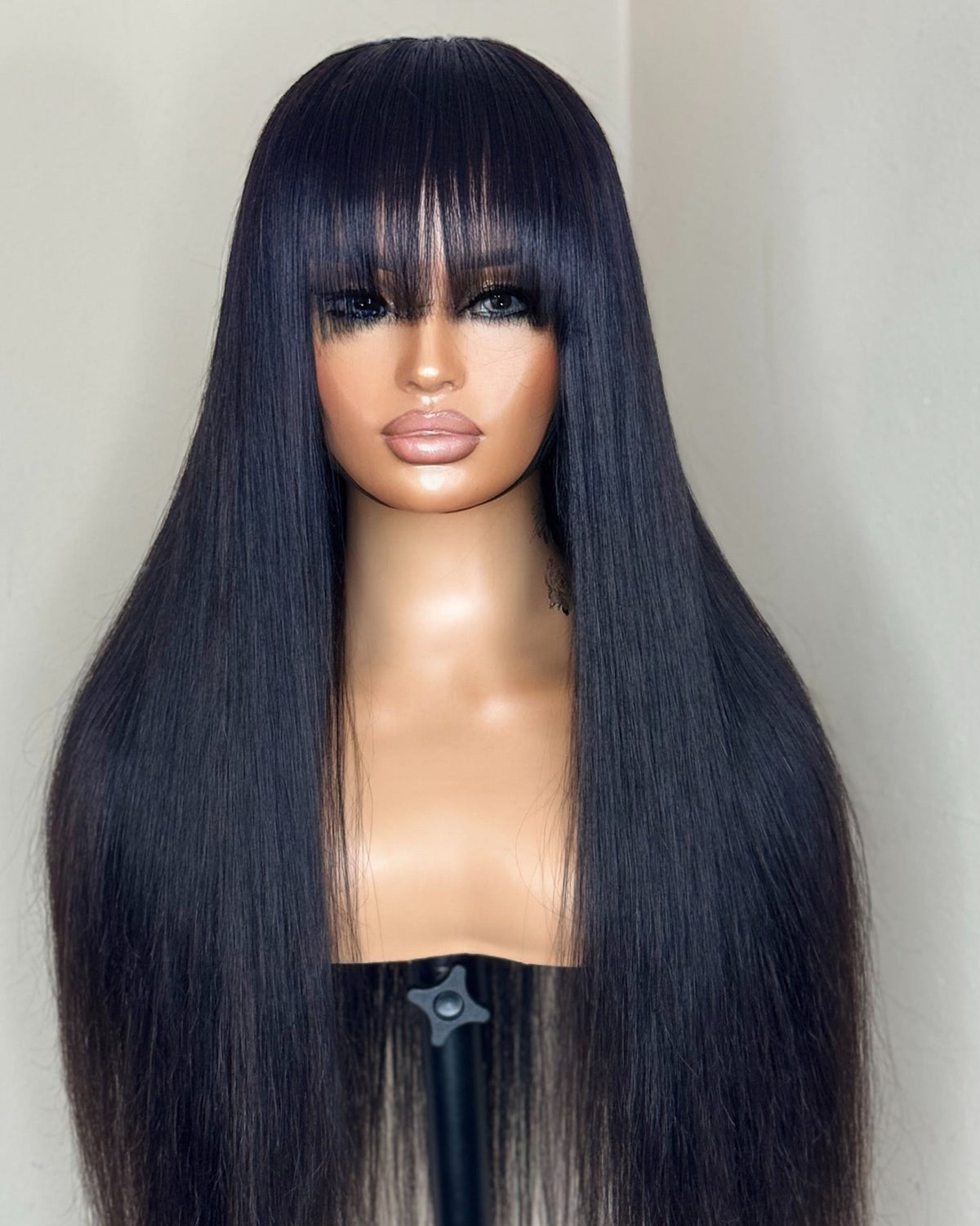 Chloe - Wispy Full Fringe Wig