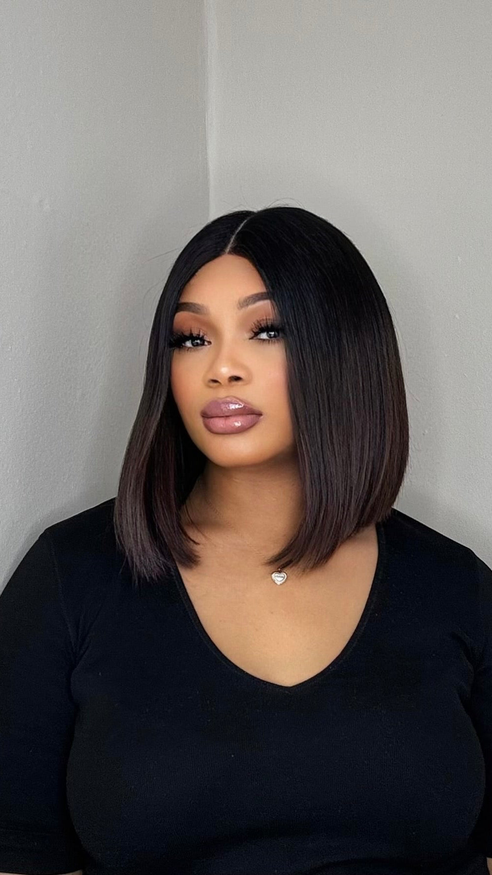 KIM K BONESTRAIGHT BOB WIG