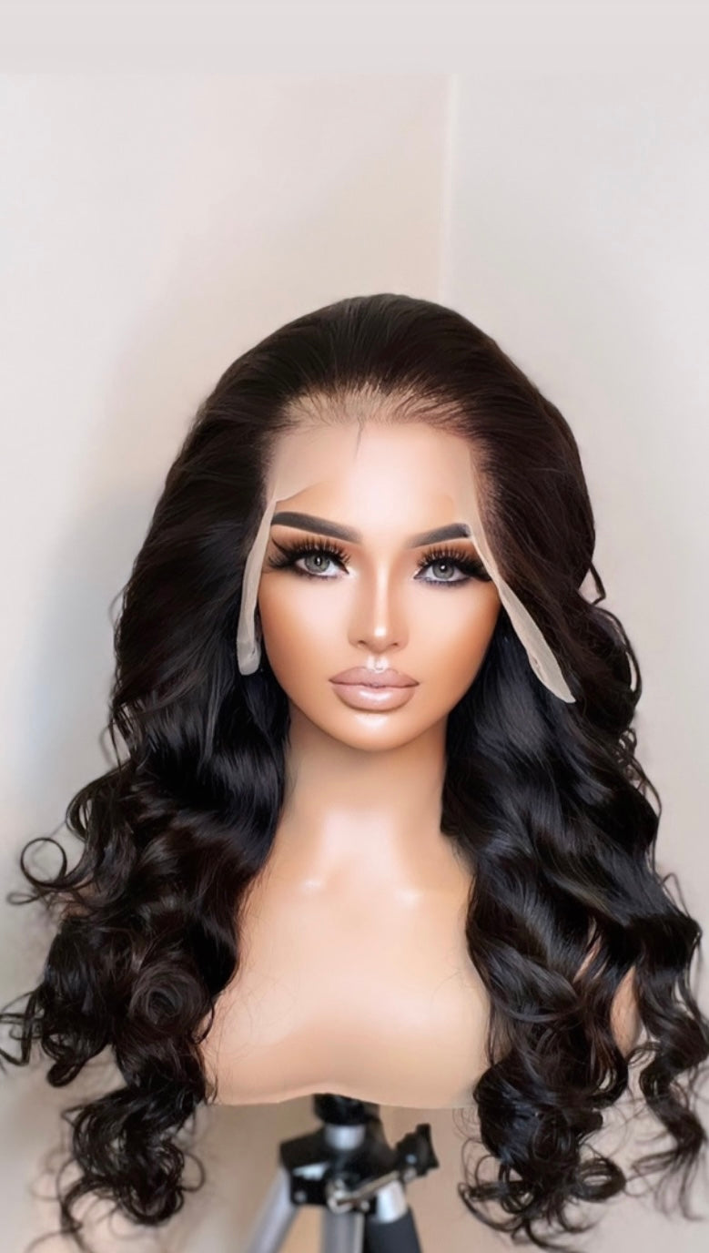 Lola - Frontal Wig